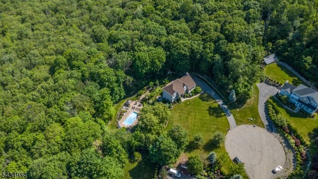 11 Stoneridge Ct, Rockaway Twp., NJ 07866
