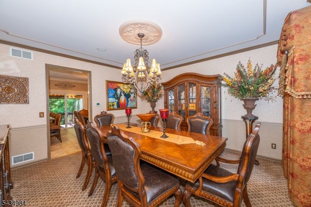 11 Stoneridge Ct, Rockaway Twp., NJ 07866