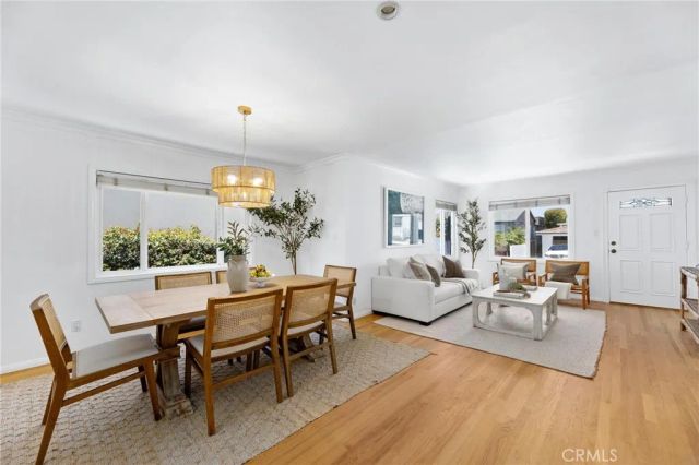 1136 8th Street, Hermosa Beach, CA 90254
