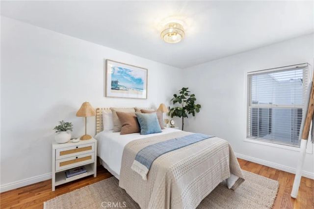 1136 8th Street, Hermosa Beach, CA 90254