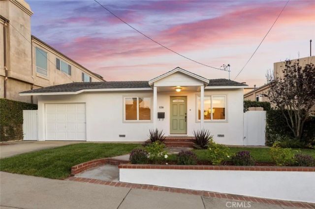 1136 8th Street, Hermosa Beach, CA 90254