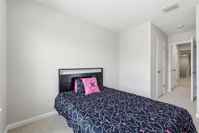 8342 WILDFLOWER GLEN AVENUE, Odessa, FL 33556