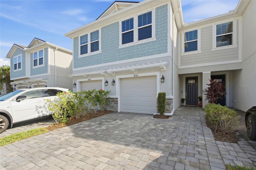 8342 WILDFLOWER GLEN AVENUE, Odessa, FL 33556