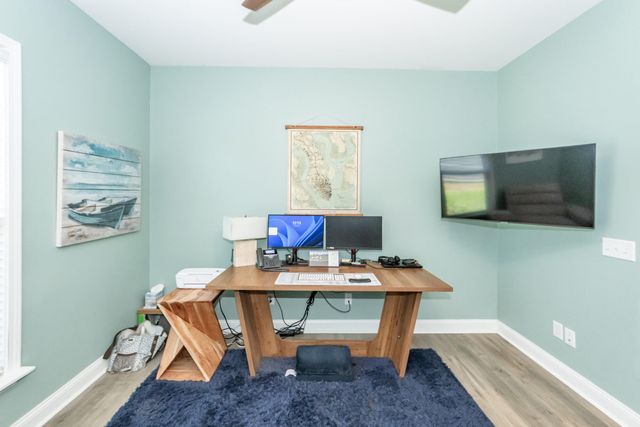 6058 Wilkes Pond Drive, Hollywood, SC 29449