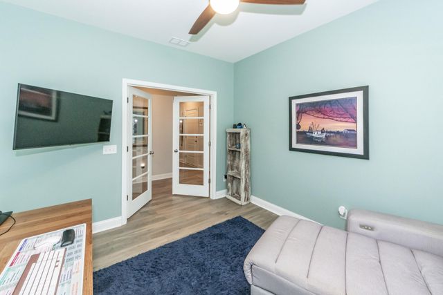 6058 Wilkes Pond Drive, Hollywood, SC 29449