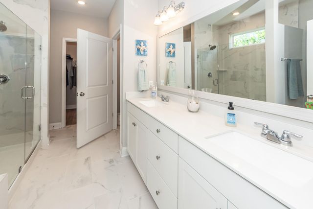 6058 Wilkes Pond Drive, Hollywood, SC 29449