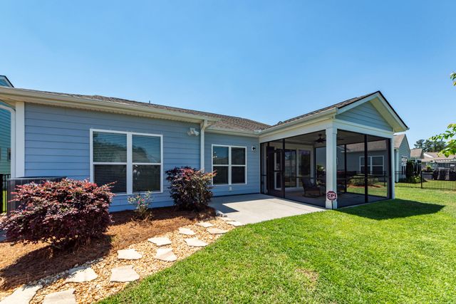 6058 Wilkes Pond Drive, Hollywood, SC 29449