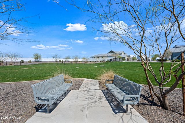 4607 S 23RD Way, Phoenix, AZ 85040