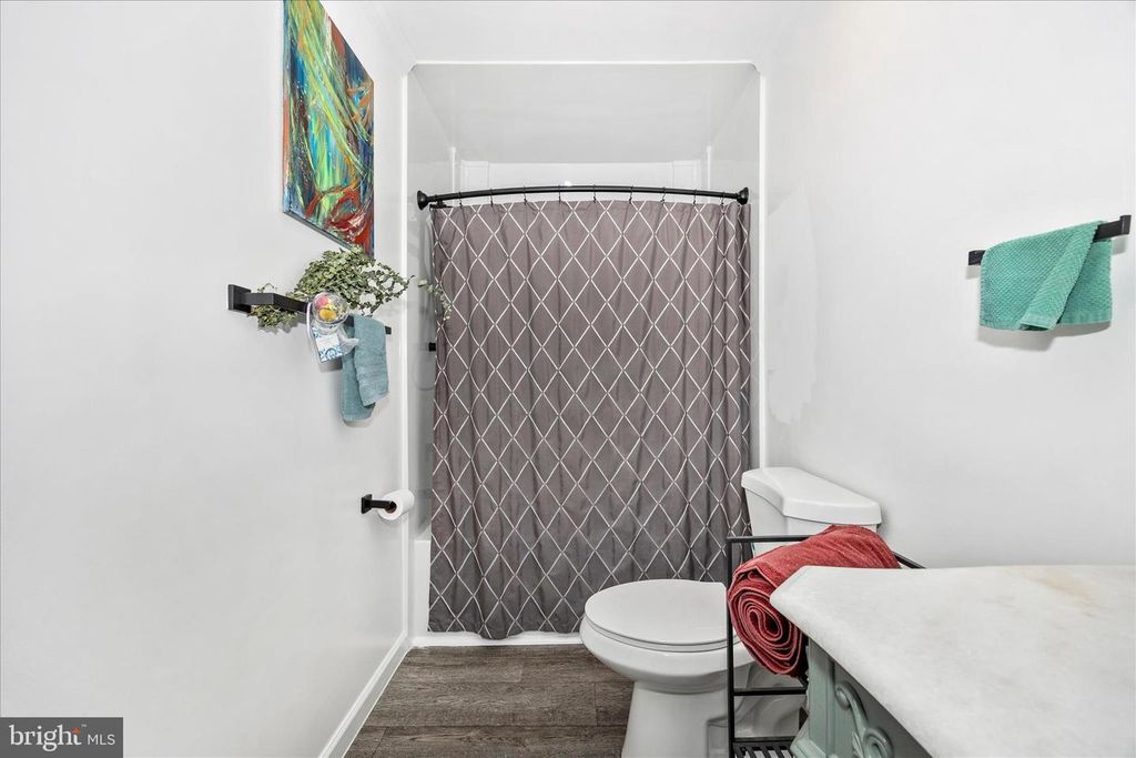 Image 24 of property listing at 12902 CHURCHILL RIDGE CIR #2-14, Germantown, MD 20874