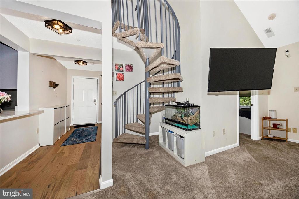Image 30 of property listing at 12902 CHURCHILL RIDGE CIR #2-14, Germantown, MD 20874