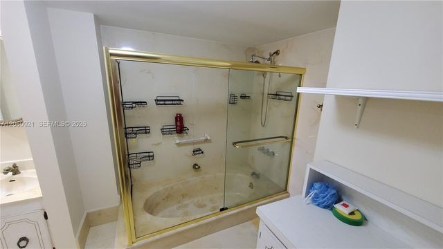 1833 S Ocean Dr 1103, Hallandale Beach, FL 33009
