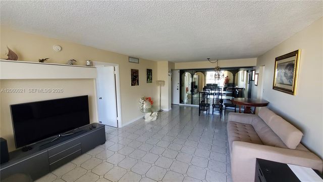 1833 S Ocean Dr 1103, Hallandale Beach, FL 33009