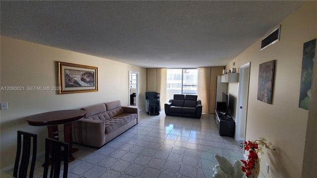 1833 S Ocean Dr 1103, Hallandale Beach, FL 33009