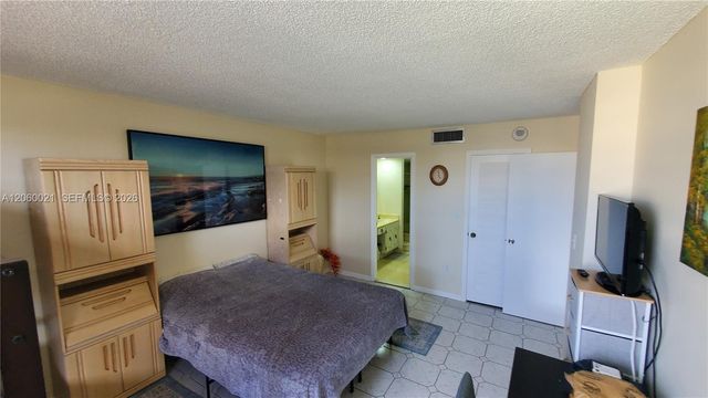 1833 S Ocean Dr 1103, Hallandale Beach, FL 33009
