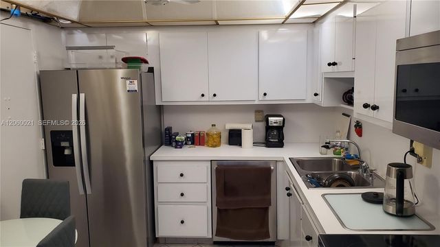 1833 S Ocean Dr 1103, Hallandale Beach, FL 33009
