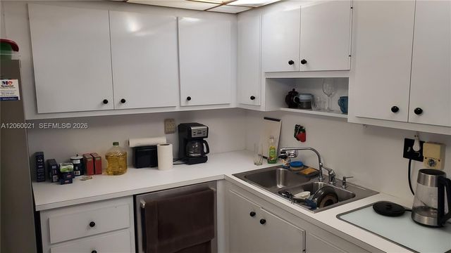 1833 S Ocean Dr 1103, Hallandale Beach, FL 33009