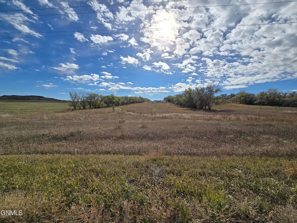 12530 24th Street NW, Watford City, ND 58854 photo 14