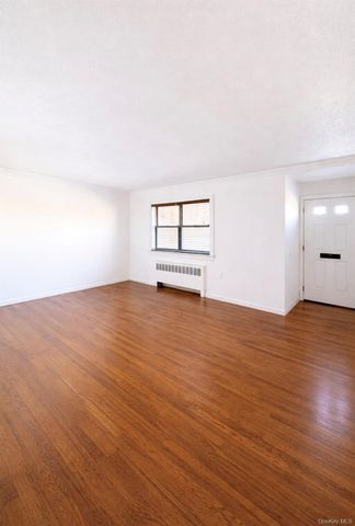 7535 217 Street 287A, Oakland Gardens, NY 11364