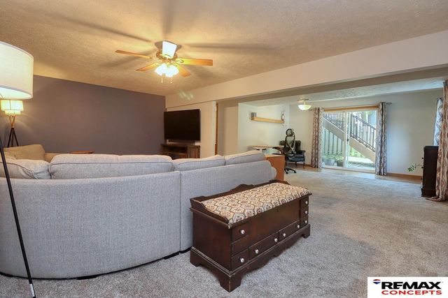 4749 Duxhall Drive, Lincoln, NE 68516