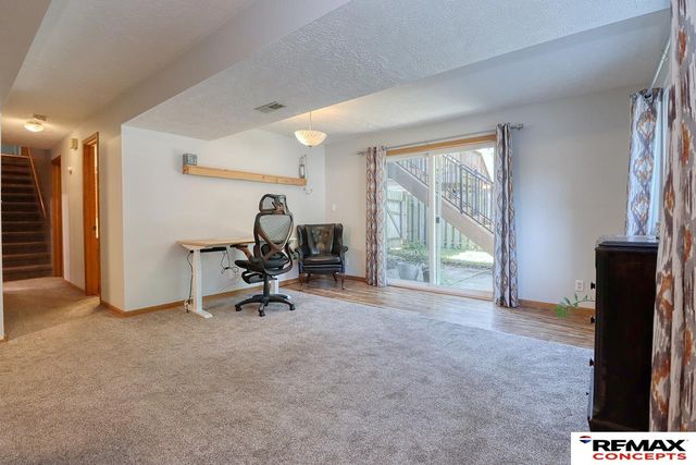 4749 Duxhall Drive, Lincoln, NE 68516