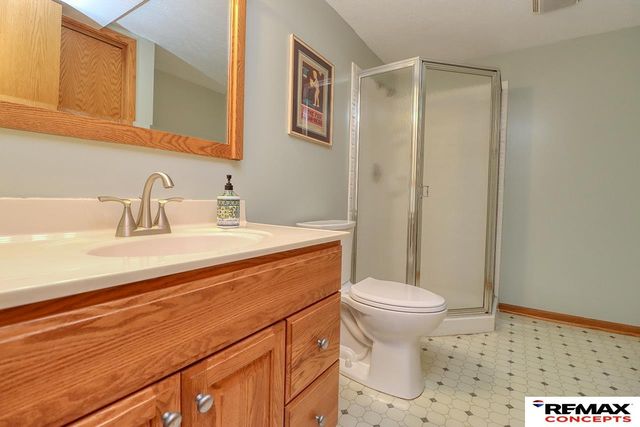 4749 Duxhall Drive, Lincoln, NE 68516