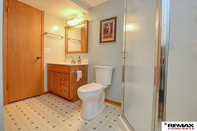 4749 Duxhall Drive, Lincoln, NE 68516