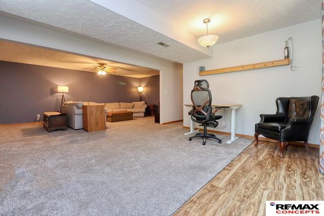 4749 Duxhall Drive, Lincoln, NE 68516