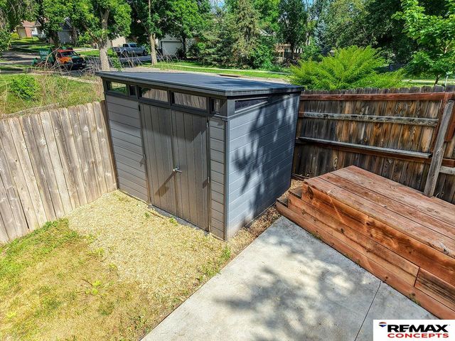 4749 Duxhall Drive, Lincoln, NE 68516