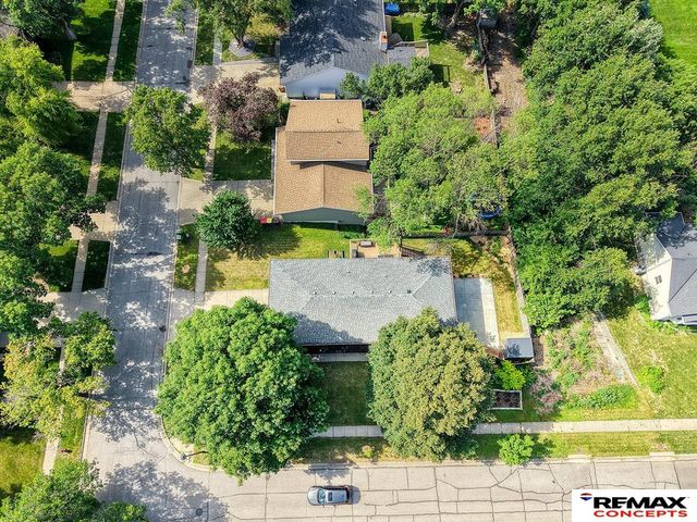 4749 Duxhall Drive, Lincoln, NE 68516