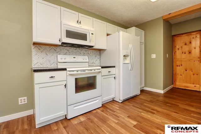 4749 Duxhall Drive, Lincoln, NE 68516
