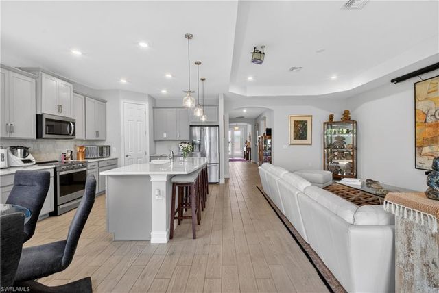 18698 Royal Hammock BLVD, Naples, FL 34114