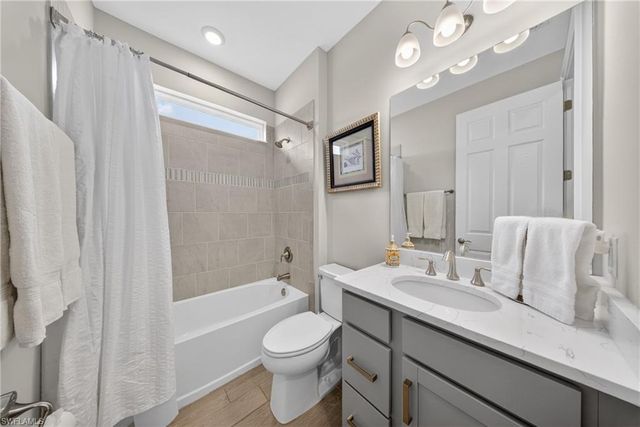 18698 Royal Hammock BLVD, Naples, FL 34114