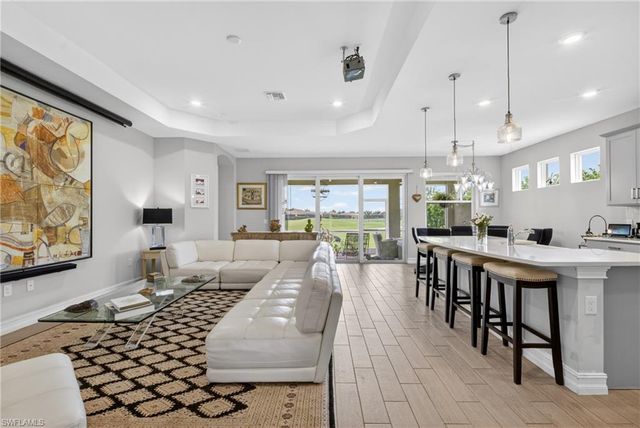 18698 Royal Hammock BLVD, Naples, FL 34114