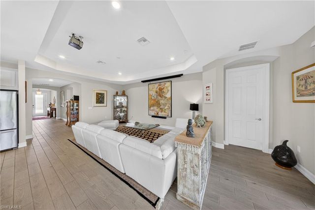 18698 Royal Hammock BLVD, Naples, FL 34114