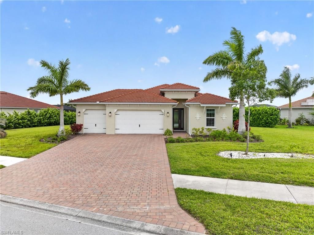 18698 Royal Hammock BLVD, NAPLES, FL 34114 — photo 2