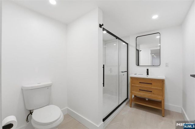 5 Colleen Street, Newark, NJ 07106