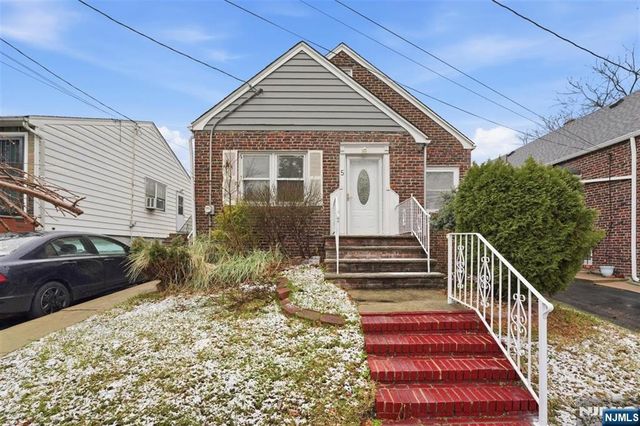5 Colleen Street, Newark, NJ 07106