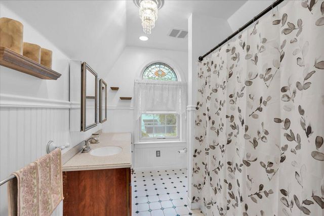 130 E HANCOCK ST, Riverside, NJ 08075