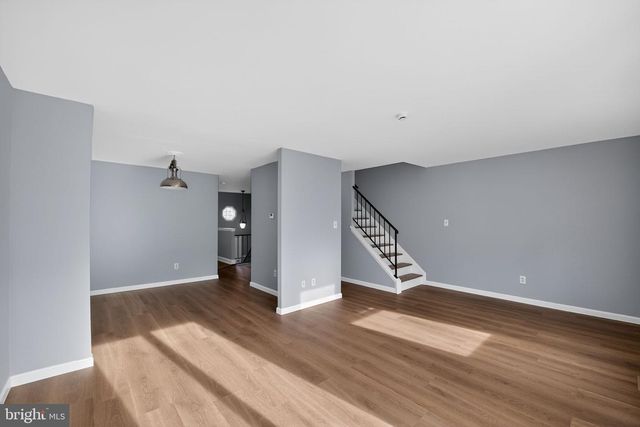 2435 VINEYARD LN, Crofton, MD 21114