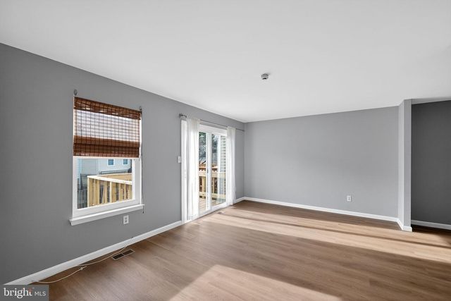 2435 VINEYARD LN, Crofton, MD 21114