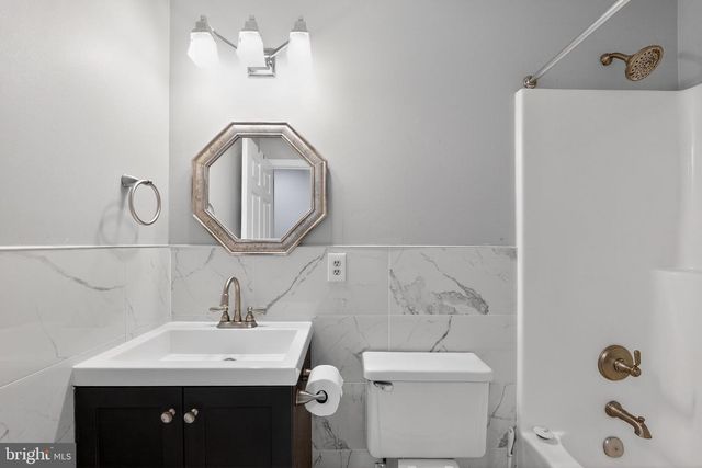 2435 VINEYARD LN, Crofton, MD 21114