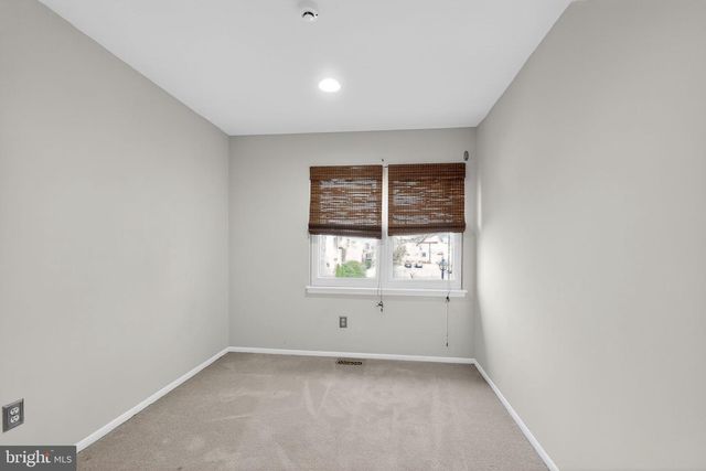 2435 VINEYARD LN, Crofton, MD 21114