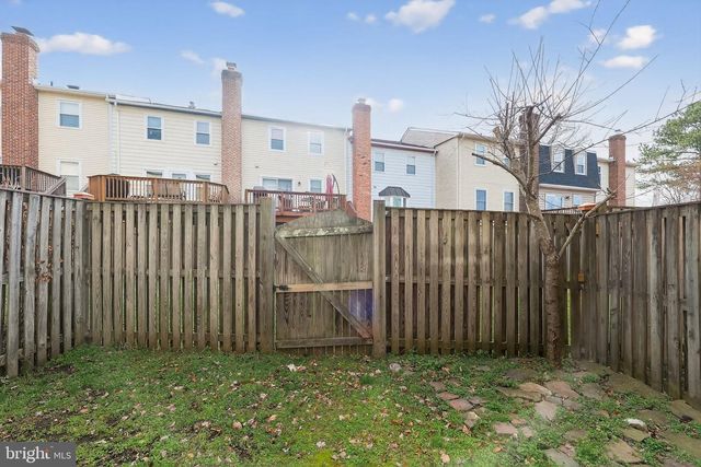 2435 VINEYARD LN, Crofton, MD 21114