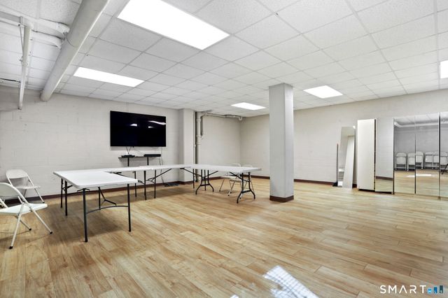 25 Cartright Street 3K, Bridgeport, CT 06604