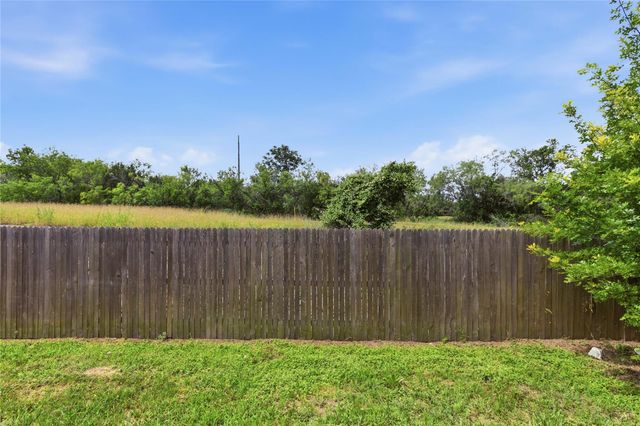 7121 Ranchito DR, Austin, TX 78744
