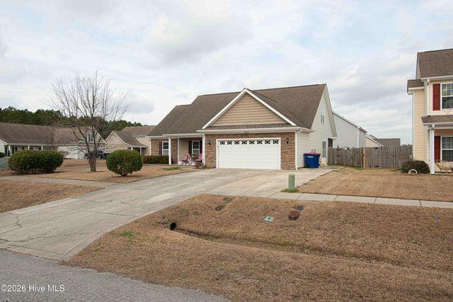 301 Elk Court, Jacksonville, NC 28546