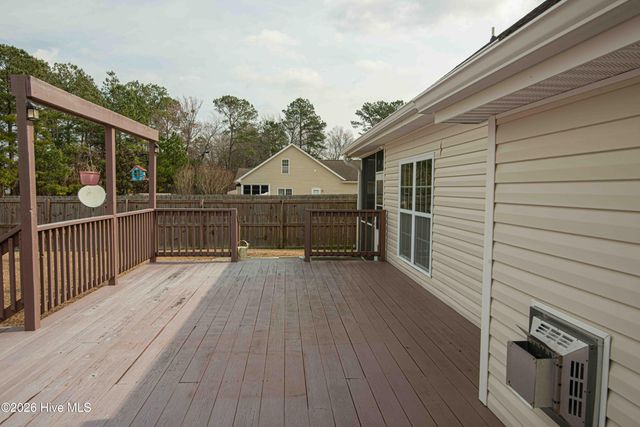 301 Elk Court, Jacksonville, NC 28546