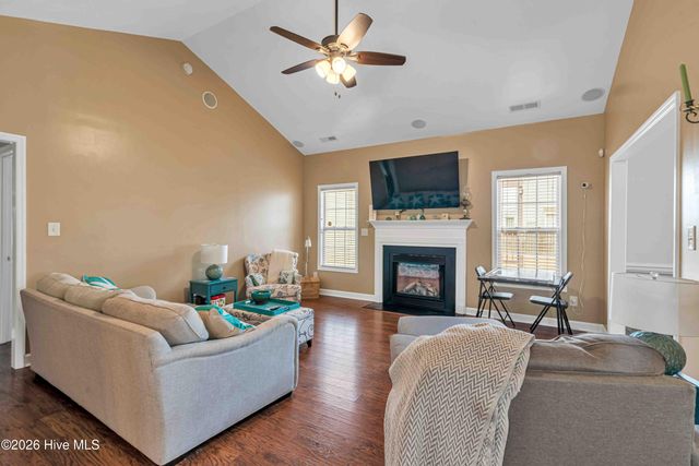 301 Elk Court, Jacksonville, NC 28546