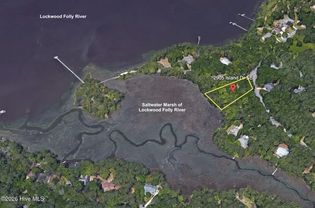 2905 Island Drive SE, Bolivia, NC 28422