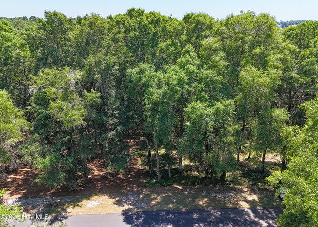 2905 Island Drive SE, Bolivia, NC 28422